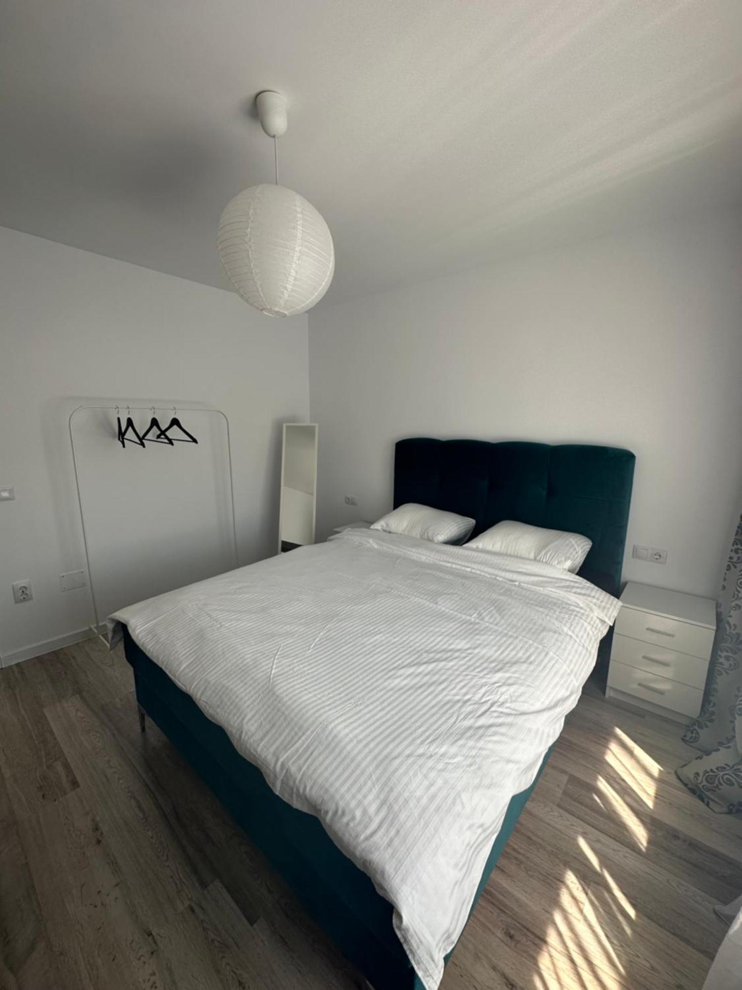 Civ Apartment *